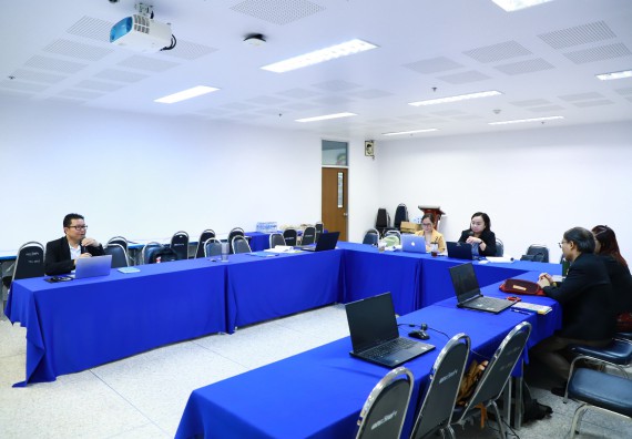 ภาพกิจกรรม  หลักสูตรวิทยาศาสตรบัณฑิต สาขาวิชาวิทยาศาสตร์สิ่งแวดล้อม คณะวิทยาศาสตร์และเทคโนโลยี จัดกิจกรรมตรวจประเมินคุณภาพภายในตามเกณฑ์ AUN-QA หลักสูตรสาขาวิชาวิทยาศาสตร์สิ่งแวดล้อม