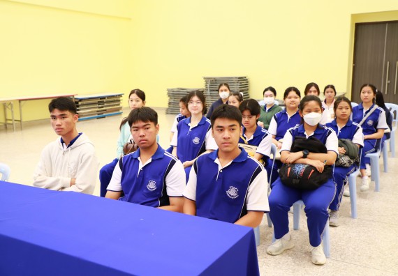 ภาพกิจกรรม  โปรแกรมวิชาเคมี คณะวิทยาศาสตร์และเทคโนโลยี จัดกิจกรรมการอบรมค่ายเทคนิค ปฏิบัติการเคมี