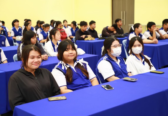 ภาพกิจกรรม  โปรแกรมวิชาเคมี คณะวิทยาศาสตร์และเทคโนโลยี จัดกิจกรรมการอบรมค่ายเทคนิค ปฏิบัติการเคมี