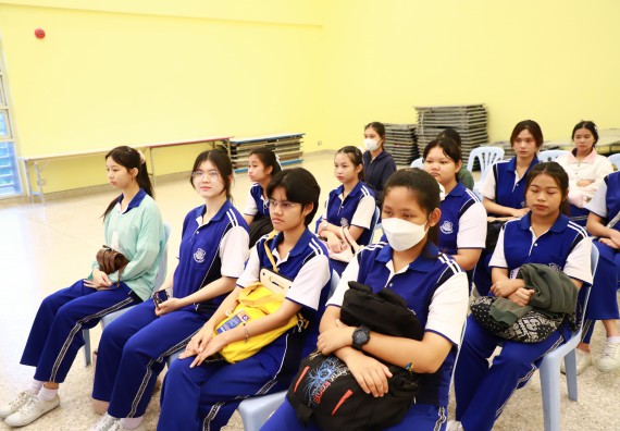 ภาพกิจกรรม  โปรแกรมวิชาเคมี คณะวิทยาศาสตร์และเทคโนโลยี จัดกิจกรรมการอบรมค่ายเทคนิค ปฏิบัติการเคมี