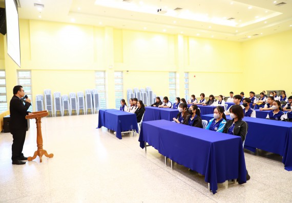 ภาพกิจกรรม  โปรแกรมวิชาเคมี คณะวิทยาศาสตร์และเทคโนโลยี จัดกิจกรรมการอบรมค่ายเทคนิค ปฏิบัติการเคมี