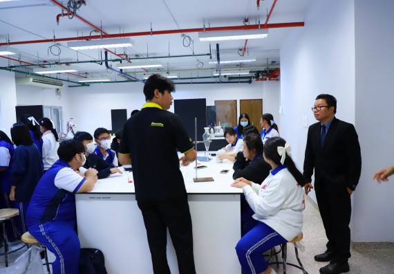 ภาพกิจกรรม  โปรแกรมวิชาเคมี คณะวิทยาศาสตร์และเทคโนโลยี จัดกิจกรรมการอบรมค่ายเทคนิค ปฏิบัติการเคมี