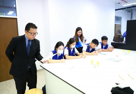 ภาพกิจกรรม  โปรแกรมวิชาเคมี คณะวิทยาศาสตร์และเทคโนโลยี จัดกิจกรรมการอบรมค่ายเทคนิค ปฏิบัติการเคมี