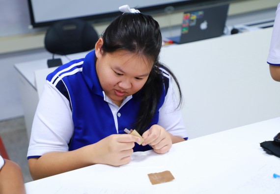 ภาพกิจกรรม  โปรแกรมวิชาเคมี คณะวิทยาศาสตร์และเทคโนโลยี จัดกิจกรรมการอบรมค่ายเทคนิค ปฏิบัติการเคมี