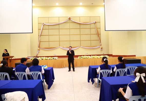 ภาพกิจกรรม  โปรแกรมวิชาเคมี คณะวิทยาศาสตร์และเทคโนโลยี จัดกิจกรรมการอบรมค่ายเทคนิค ปฏิบัติการเคมี