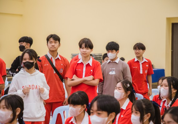 คณะวิทยาศาสตร์และเทคโนโลยี มหาวิทยาลัยราชภัฏกำแพงเพชร ร่วมกับกลุ่มสาระการเรียนรู้วิทยาศาสตร์และเทคโนโลยี โรงเรียนกำแพงเพชรพิทยาคม จัดกิจกรรมค่ายวิทยาศาสตร์นักเรียนห้องเรียนพิเศษวิทยาศาสตร์ ระดับชั้นมัธยมศึกษาปีที่ 2