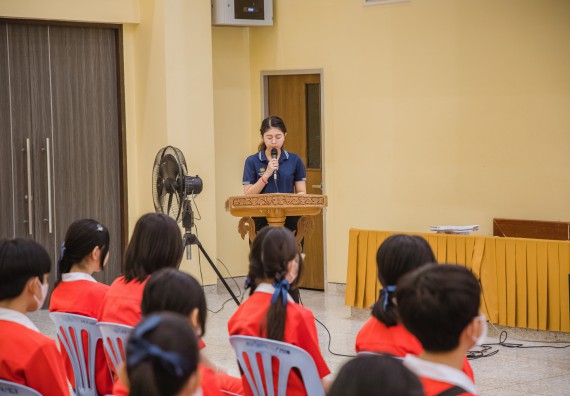 คณะวิทยาศาสตร์และเทคโนโลยี มหาวิทยาลัยราชภัฏกำแพงเพชร ร่วมกับกลุ่มสาระการเรียนรู้วิทยาศาสตร์และเทคโนโลยี โรงเรียนกำแพงเพชรพิทยาคม จัดกิจกรรมค่ายวิทยาศาสตร์นักเรียนห้องเรียนพิเศษวิทยาศาสตร์ ระดับชั้นมัธยมศึกษาปีที่ 2