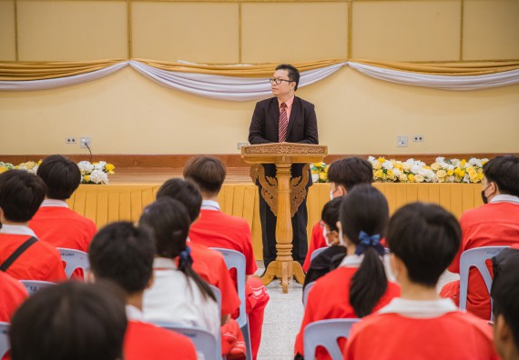 คณะวิทยาศาสตร์และเทคโนโลยี มหาวิทยาลัยราชภัฏกำแพงเพชร ร่วมกับกลุ่มสาระการเรียนรู้วิทยาศาสตร์และเทคโนโลยี โรงเรียนกำแพงเพชรพิทยาคม จัดกิจกรรมค่ายวิทยาศาสตร์นักเรียนห้องเรียนพิเศษวิทยาศาสตร์ ระดับชั้นมัธยมศึกษาปีที่ 2