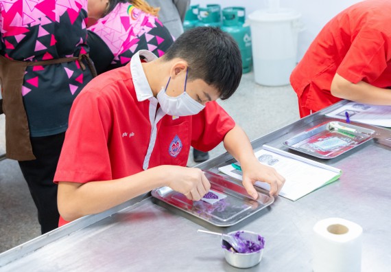 คณะวิทยาศาสตร์และเทคโนโลยี มหาวิทยาลัยราชภัฏกำแพงเพชร ร่วมกับกลุ่มสาระการเรียนรู้วิทยาศาสตร์และเทคโนโลยี โรงเรียนกำแพงเพชรพิทยาคม จัดกิจกรรมค่ายวิทยาศาสตร์นักเรียนห้องเรียนพิเศษวิทยาศาสตร์ ระดับชั้นมัธยมศึกษาปีที่ 2