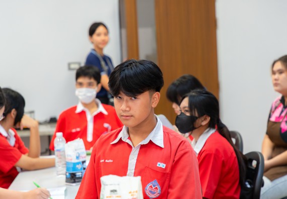 คณะวิทยาศาสตร์และเทคโนโลยี มหาวิทยาลัยราชภัฏกำแพงเพชร ร่วมกับกลุ่มสาระการเรียนรู้วิทยาศาสตร์และเทคโนโลยี โรงเรียนกำแพงเพชรพิทยาคม จัดกิจกรรมค่ายวิทยาศาสตร์นักเรียนห้องเรียนพิเศษวิทยาศาสตร์ ระดับชั้นมัธยมศึกษาปีที่ 2