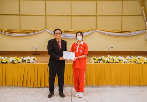 คณะวิทยาศาสตร์และเทคโนโลยี มหาวิทยาลัยราชภัฏกำแพงเพชร ร่วมกับกลุ่มสาระการเรียนรู้วิทยาศาสตร์และเทคโนโลยี โรงเรียนกำแพงเพชรพิทยาคม จัดกิจกรรมค่ายวิทยาศาสตร์นักเรียนห้องเรียนพิเศษวิทยาศาสตร์ ระดับชั้นมัธยมศึกษาปีที่ 2