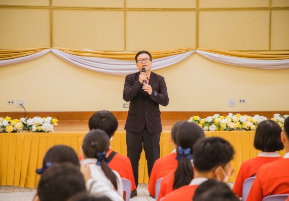 คณะวิทยาศาสตร์และเทคโนโลยี มหาวิทยาลัยราชภัฏกำแพงเพชร ร่วมกับกลุ่มสาระการเรียนรู้วิทยาศาสตร์และเทคโนโลยี โรงเรียนกำแพงเพชรพิทยาคม จัดกิจกรรมค่ายวิทยาศาสตร์นักเรียนห้องเรียนพิเศษวิทยาศาสตร์ ระดับชั้นมัธยมศึกษาปีที่ 2