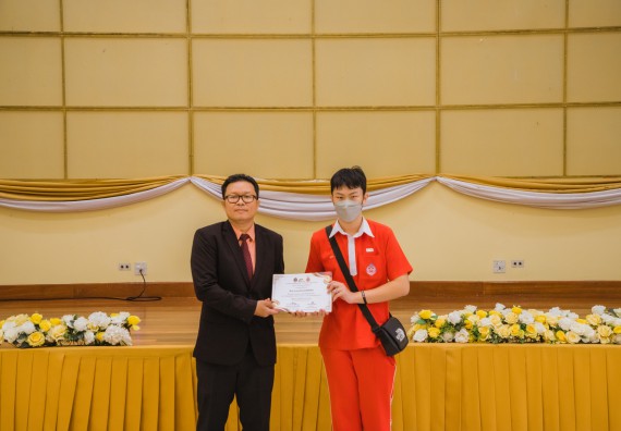 คณะวิทยาศาสตร์และเทคโนโลยี มหาวิทยาลัยราชภัฏกำแพงเพชร ร่วมกับกลุ่มสาระการเรียนรู้วิทยาศาสตร์และเทคโนโลยี โรงเรียนกำแพงเพชรพิทยาคม จัดกิจกรรมค่ายวิทยาศาสตร์นักเรียนห้องเรียนพิเศษวิทยาศาสตร์ ระดับชั้นมัธยมศึกษาปีที่ 2