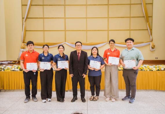 คณะวิทยาศาสตร์และเทคโนโลยี มหาวิทยาลัยราชภัฏกำแพงเพชร ร่วมกับกลุ่มสาระการเรียนรู้วิทยาศาสตร์และเทคโนโลยี โรงเรียนกำแพงเพชรพิทยาคม จัดกิจกรรมค่ายวิทยาศาสตร์นักเรียนห้องเรียนพิเศษวิทยาศาสตร์ ระดับชั้นมัธยมศึกษาปีที่ 2