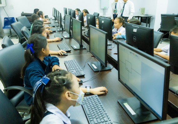 ภาพกิจกรรม  คณะวิทยาศาสตร์และเทคโนโลยี การแข่งขันวาดภาพด้วยโปรแกรม Paint งานสัปดาห์วิทยาศาสตร์แห่งชาติ ส่วนภูมิภาค ประจำปี 2567