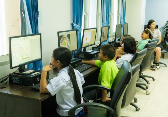 ภาพกิจกรรม  คณะวิทยาศาสตร์และเทคโนโลยี การแข่งขันวาดภาพด้วยโปรแกรม Paint งานสัปดาห์วิทยาศาสตร์แห่งชาติ ส่วนภูมิภาค ประจำปี 2567