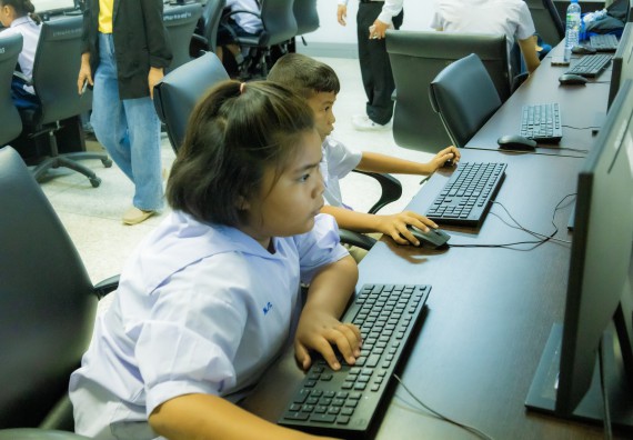 ภาพกิจกรรม  คณะวิทยาศาสตร์และเทคโนโลยี การแข่งขันวาดภาพด้วยโปรแกรม Paint งานสัปดาห์วิทยาศาสตร์แห่งชาติ ส่วนภูมิภาค ประจำปี 2567