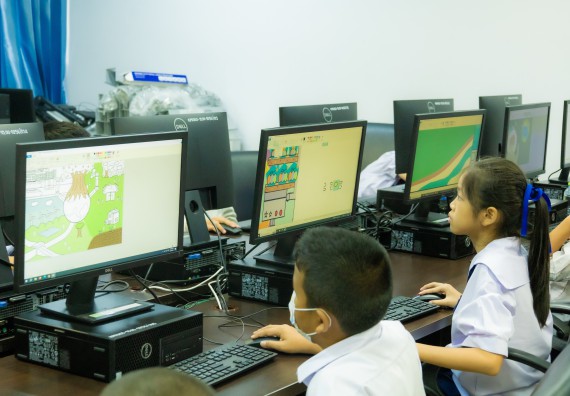 ภาพกิจกรรม  คณะวิทยาศาสตร์และเทคโนโลยี การแข่งขันวาดภาพด้วยโปรแกรม Paint งานสัปดาห์วิทยาศาสตร์แห่งชาติ ส่วนภูมิภาค ประจำปี 2567