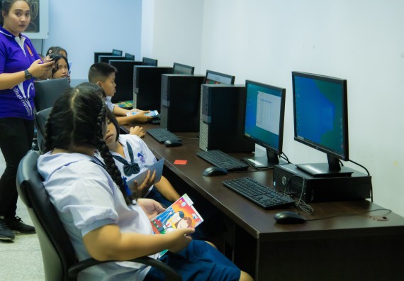 ภาพกิจกรรม  คณะวิทยาศาสตร์และเทคโนโลยี การแข่งขันวาดภาพด้วยโปรแกรม Paint งานสัปดาห์วิทยาศาสตร์แห่งชาติ ส่วนภูมิภาค ประจำปี 2567