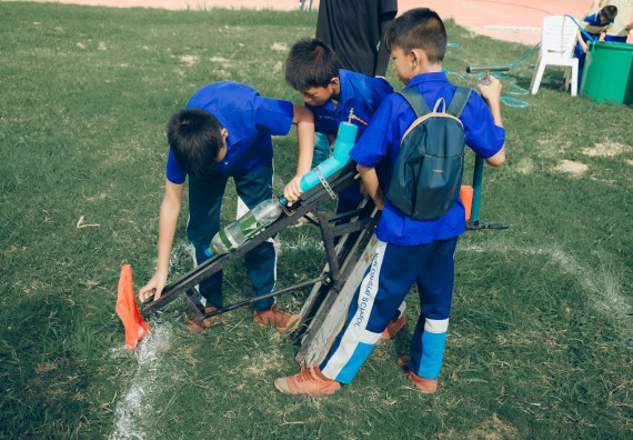 ภาพกิจกรรม  คณะวิทยาศาสตร์และเทคโนโลยี การแข่งขันจรวดขวดน้ำ งานสัปดาห์วิทยาศาสตร์แห่งชาติ ส่วนภูมิภาค ประจำปี 2567
