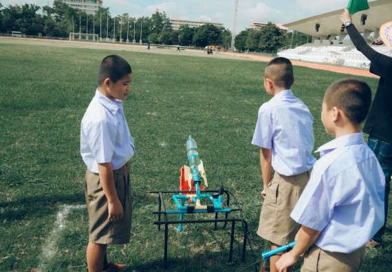 ภาพกิจกรรม  คณะวิทยาศาสตร์และเทคโนโลยี การแข่งขันจรวดขวดน้ำ งานสัปดาห์วิทยาศาสตร์แห่งชาติ ส่วนภูมิภาค ประจำปี 2567