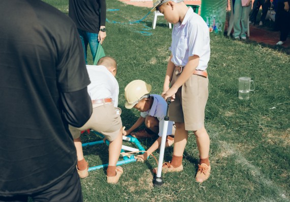 ภาพกิจกรรม  คณะวิทยาศาสตร์และเทคโนโลยี การแข่งขันจรวดขวดน้ำ งานสัปดาห์วิทยาศาสตร์แห่งชาติ ส่วนภูมิภาค ประจำปี 2567