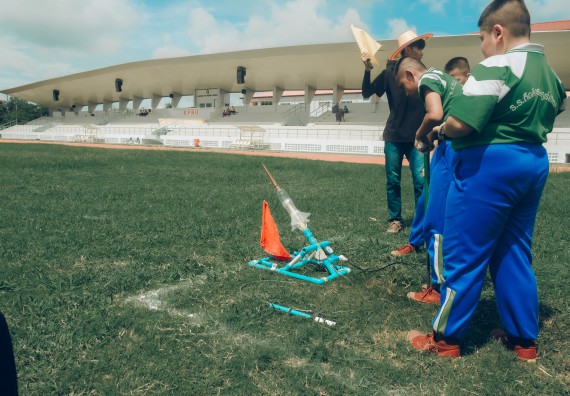 ภาพกิจกรรม  คณะวิทยาศาสตร์และเทคโนโลยี การแข่งขันจรวดขวดน้ำ งานสัปดาห์วิทยาศาสตร์แห่งชาติ ส่วนภูมิภาค ประจำปี 2567