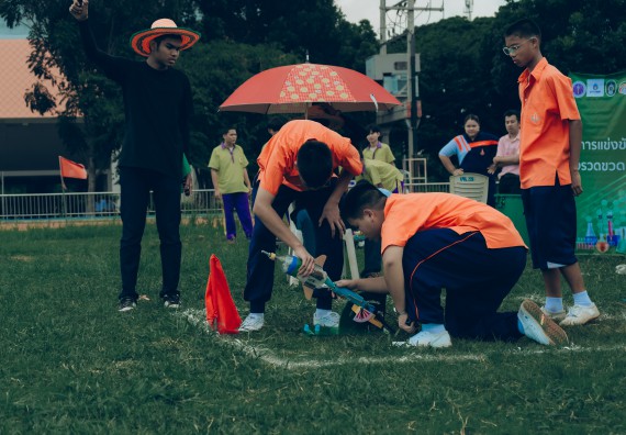 ภาพกิจกรรม  คณะวิทยาศาสตร์และเทคโนโลยี การแข่งขันจรวดขวดน้ำ งานสัปดาห์วิทยาศาสตร์แห่งชาติ ส่วนภูมิภาค ประจำปี 2567