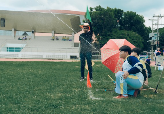 ภาพกิจกรรม  คณะวิทยาศาสตร์และเทคโนโลยี การแข่งขันจรวดขวดน้ำ งานสัปดาห์วิทยาศาสตร์แห่งชาติ ส่วนภูมิภาค ประจำปี 2567