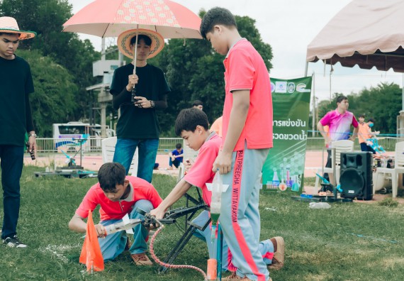 ภาพกิจกรรม  คณะวิทยาศาสตร์และเทคโนโลยี การแข่งขันจรวดขวดน้ำ งานสัปดาห์วิทยาศาสตร์แห่งชาติ ส่วนภูมิภาค ประจำปี 2567