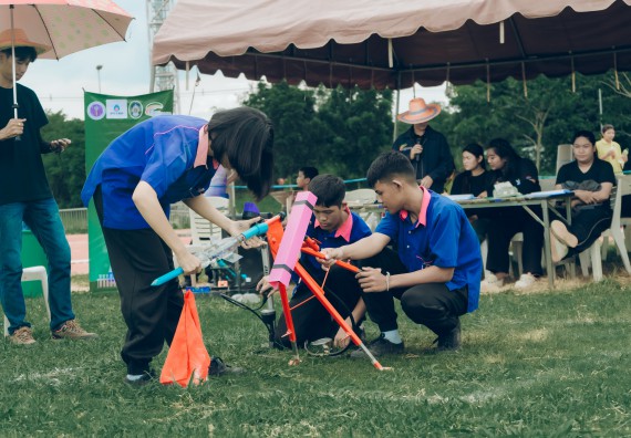 ภาพกิจกรรม  คณะวิทยาศาสตร์และเทคโนโลยี การแข่งขันจรวดขวดน้ำ งานสัปดาห์วิทยาศาสตร์แห่งชาติ ส่วนภูมิภาค ประจำปี 2567