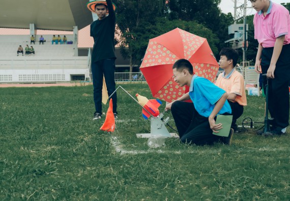 ภาพกิจกรรม  คณะวิทยาศาสตร์และเทคโนโลยี การแข่งขันจรวดขวดน้ำ งานสัปดาห์วิทยาศาสตร์แห่งชาติ ส่วนภูมิภาค ประจำปี 2567