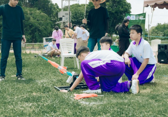 ภาพกิจกรรม  คณะวิทยาศาสตร์และเทคโนโลยี การแข่งขันจรวดขวดน้ำ งานสัปดาห์วิทยาศาสตร์แห่งชาติ ส่วนภูมิภาค ประจำปี 2567