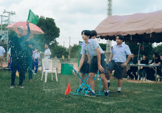 ภาพกิจกรรม  คณะวิทยาศาสตร์และเทคโนโลยี การแข่งขันจรวดขวดน้ำ งานสัปดาห์วิทยาศาสตร์แห่งชาติ ส่วนภูมิภาค ประจำปี 2567