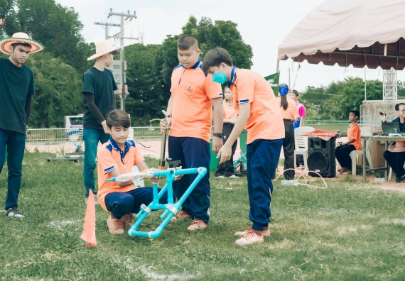 ภาพกิจกรรม  คณะวิทยาศาสตร์และเทคโนโลยี การแข่งขันจรวดขวดน้ำ งานสัปดาห์วิทยาศาสตร์แห่งชาติ ส่วนภูมิภาค ประจำปี 2567
