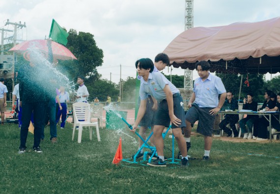 ภาพกิจกรรม  คณะวิทยาศาสตร์และเทคโนโลยี การแข่งขันจรวดขวดน้ำ งานสัปดาห์วิทยาศาสตร์แห่งชาติ ส่วนภูมิภาค ประจำปี 2567