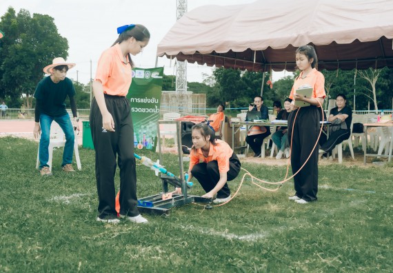 ภาพกิจกรรม  คณะวิทยาศาสตร์และเทคโนโลยี การแข่งขันจรวดขวดน้ำ งานสัปดาห์วิทยาศาสตร์แห่งชาติ ส่วนภูมิภาค ประจำปี 2567