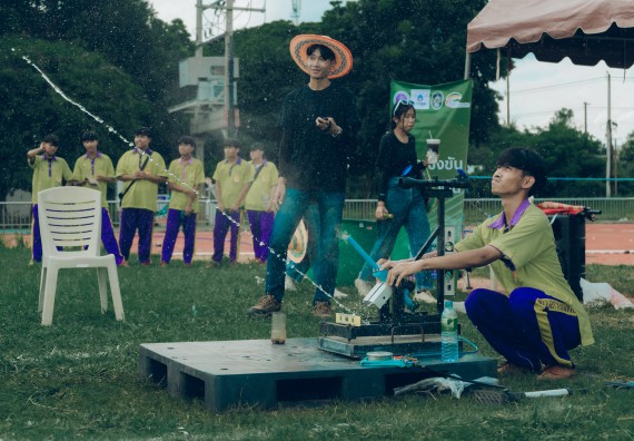 ภาพกิจกรรม  คณะวิทยาศาสตร์และเทคโนโลยี การแข่งขันจรวดขวดน้ำ งานสัปดาห์วิทยาศาสตร์แห่งชาติ ส่วนภูมิภาค ประจำปี 2567