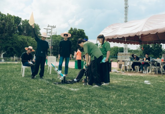 ภาพกิจกรรม  คณะวิทยาศาสตร์และเทคโนโลยี การแข่งขันจรวดขวดน้ำ งานสัปดาห์วิทยาศาสตร์แห่งชาติ ส่วนภูมิภาค ประจำปี 2567