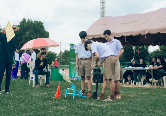 ภาพกิจกรรม  คณะวิทยาศาสตร์และเทคโนโลยี การแข่งขันจรวดขวดน้ำ งานสัปดาห์วิทยาศาสตร์แห่งชาติ ส่วนภูมิภาค ประจำปี 2567