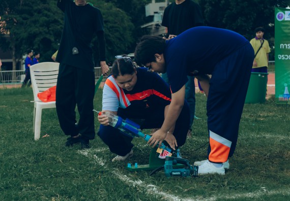 ภาพกิจกรรม  คณะวิทยาศาสตร์และเทคโนโลยี การแข่งขันจรวดขวดน้ำ งานสัปดาห์วิทยาศาสตร์แห่งชาติ ส่วนภูมิภาค ประจำปี 2567