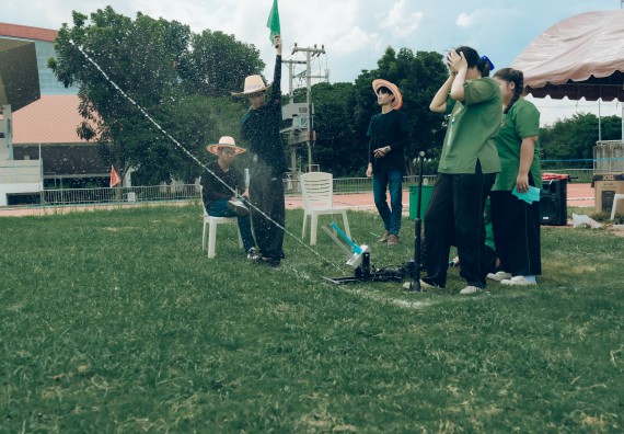 ภาพกิจกรรม  คณะวิทยาศาสตร์และเทคโนโลยี การแข่งขันจรวดขวดน้ำ งานสัปดาห์วิทยาศาสตร์แห่งชาติ ส่วนภูมิภาค ประจำปี 2567
