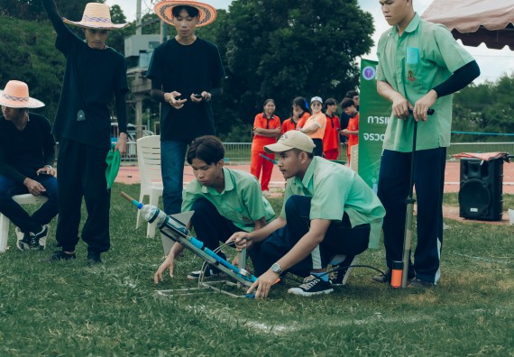 ภาพกิจกรรม  คณะวิทยาศาสตร์และเทคโนโลยี การแข่งขันจรวดขวดน้ำ งานสัปดาห์วิทยาศาสตร์แห่งชาติ ส่วนภูมิภาค ประจำปี 2567