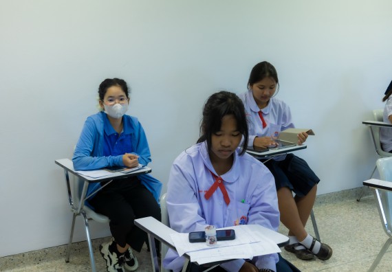 ภาพกิจกรรม  คณะวิทยาศาสตร์และเทคโนโลยี การแข่งขัน 180-IQ งานสัปดาห์วิทยาศาสตร์แห่งชาติ ส่วนภูมิภาค ประจำปี 2567