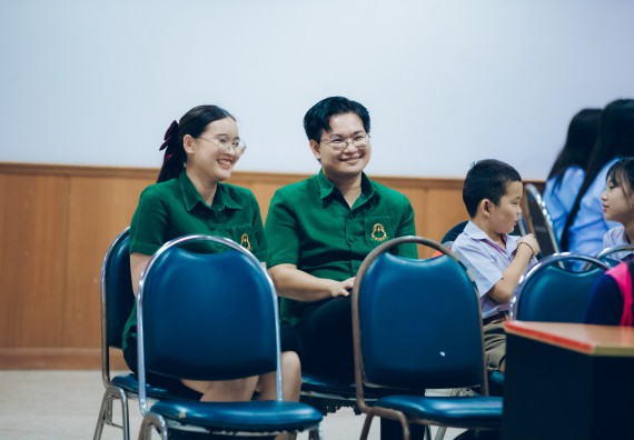 ภาพกิจกรรม  คณะวิทยาศาสตร์และเทคโนโลยี การแข่งขันการพูดทางวิทยาศาสตร์ งานสัปดาห์วิทยาศาสตร์แห่งชาติ ส่วนภูมิภาค ประจำปี 2567