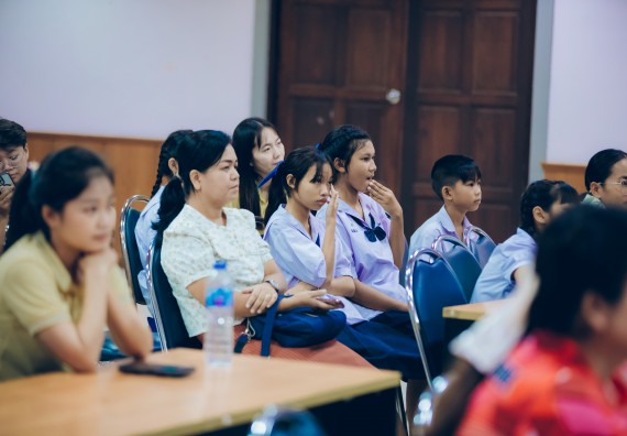 ภาพกิจกรรม  คณะวิทยาศาสตร์และเทคโนโลยี การแข่งขันการพูดทางวิทยาศาสตร์ งานสัปดาห์วิทยาศาสตร์แห่งชาติ ส่วนภูมิภาค ประจำปี 2567