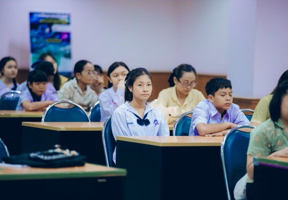 ภาพกิจกรรม  คณะวิทยาศาสตร์และเทคโนโลยี การแข่งขันการพูดทางวิทยาศาสตร์ งานสัปดาห์วิทยาศาสตร์แห่งชาติ ส่วนภูมิภาค ประจำปี 2567