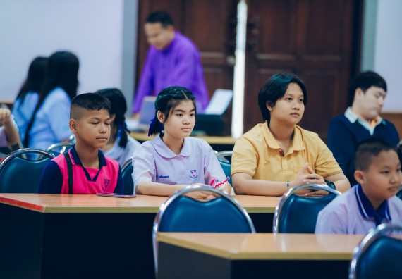 ภาพกิจกรรม  คณะวิทยาศาสตร์และเทคโนโลยี การแข่งขันการพูดทางวิทยาศาสตร์ งานสัปดาห์วิทยาศาสตร์แห่งชาติ ส่วนภูมิภาค ประจำปี 2567