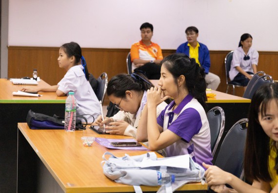 ภาพกิจกรรม  คณะวิทยาศาสตร์และเทคโนโลยี การแข่งขันการพูดทางวิทยาศาสตร์ งานสัปดาห์วิทยาศาสตร์แห่งชาติ ส่วนภูมิภาค ประจำปี 2567