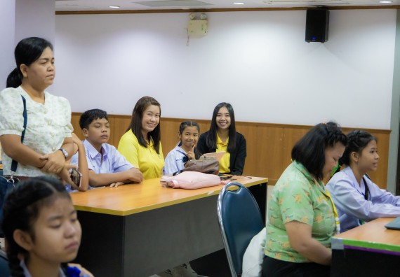ภาพกิจกรรม  คณะวิทยาศาสตร์และเทคโนโลยี การแข่งขันการพูดทางวิทยาศาสตร์ งานสัปดาห์วิทยาศาสตร์แห่งชาติ ส่วนภูมิภาค ประจำปี 2567